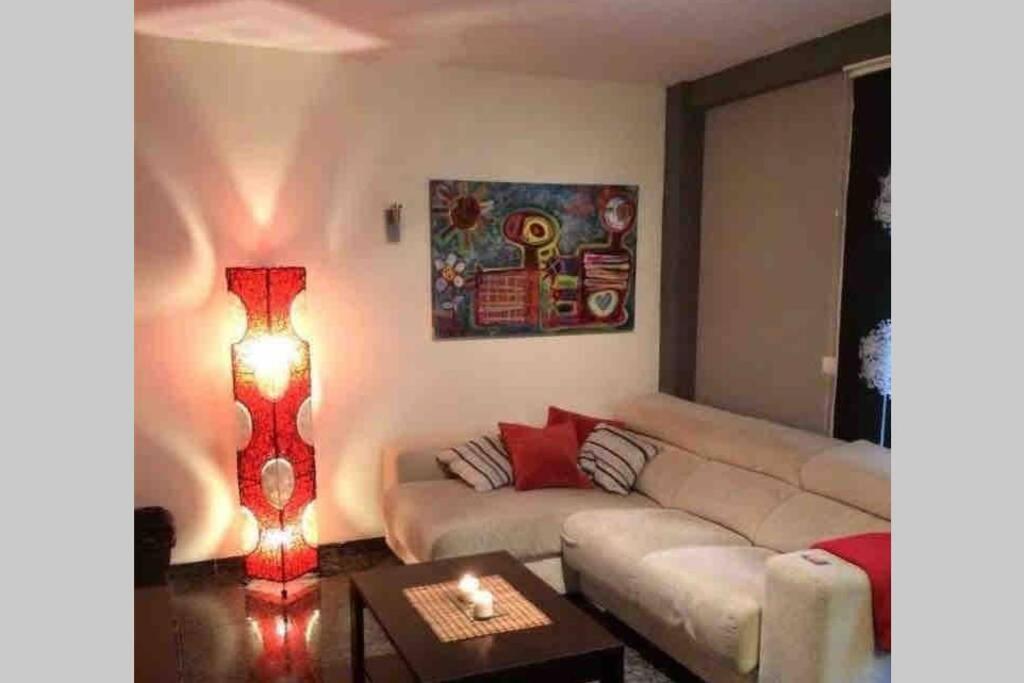 Cosy Two-Bedroom Apartment In The Centre Of El Medano Buitenkant foto